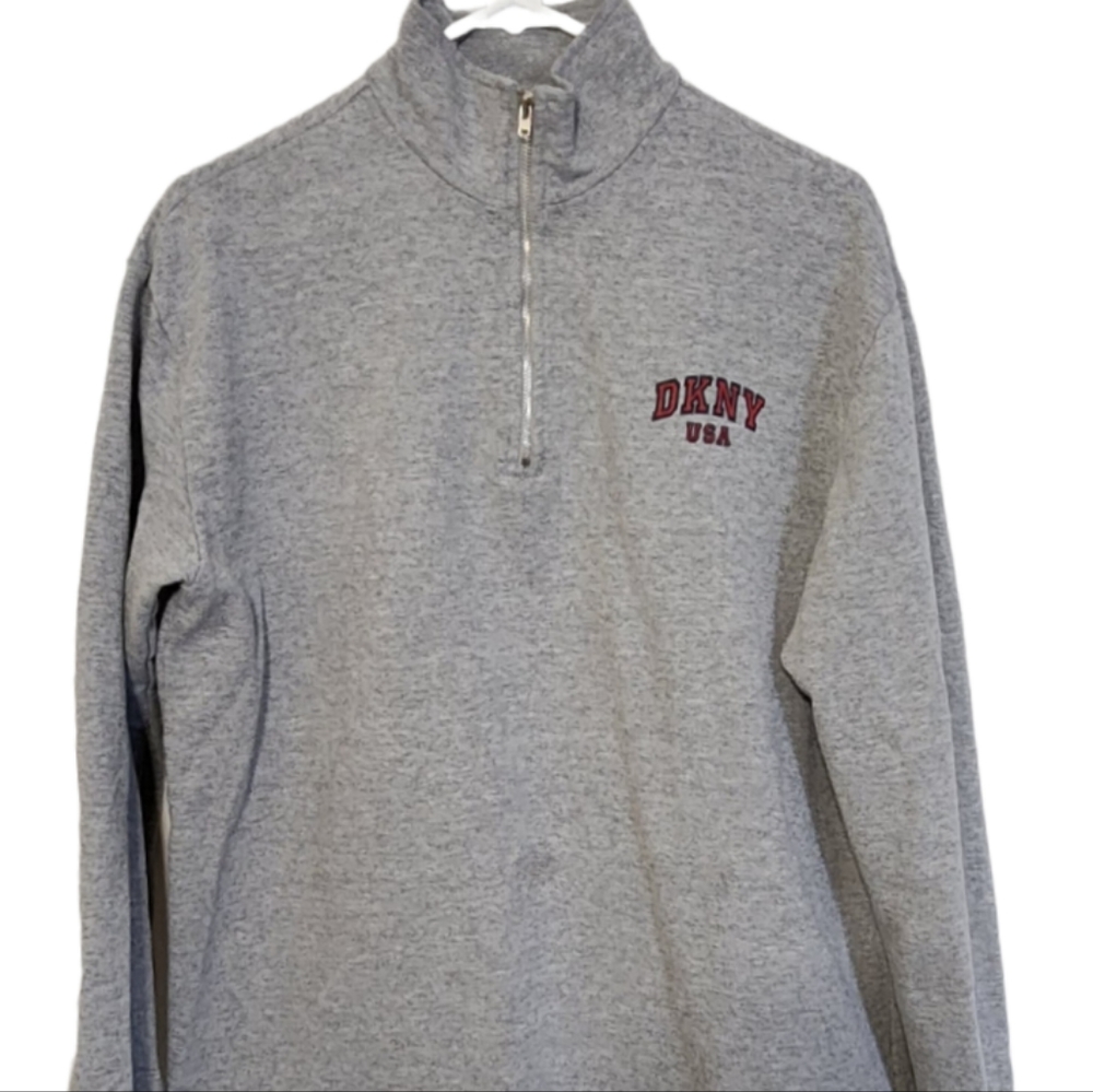 Vintage DKNY Classic Sweatshirts 1/4 Zipper Size M